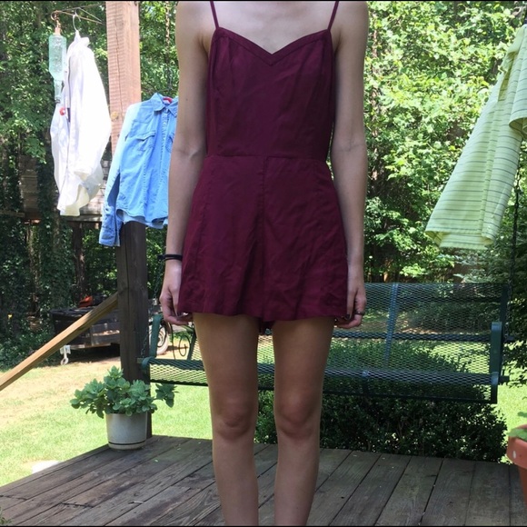AE Wine-Colored Tie-Back Romper - Picture 4 of 5